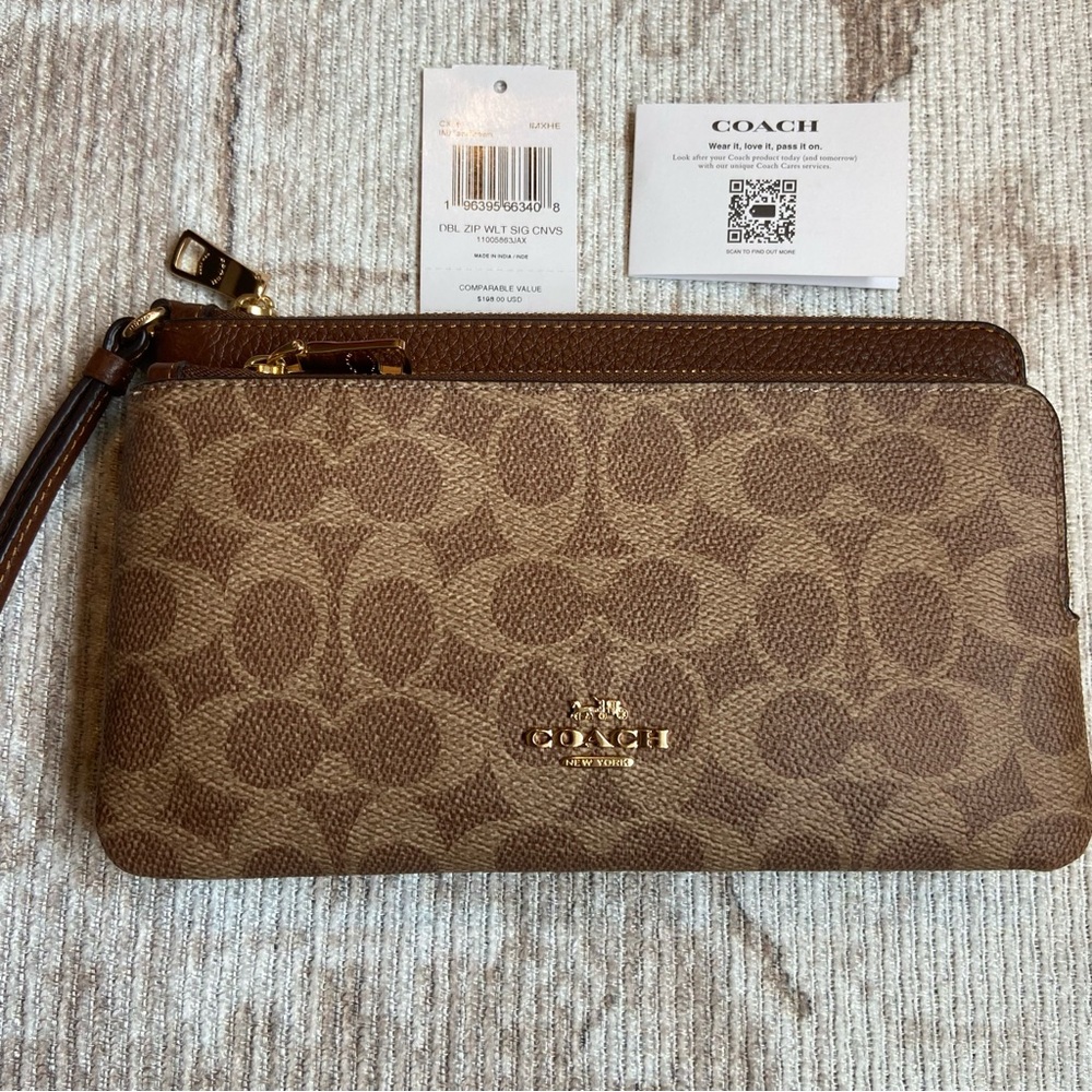 Coach Signature Brown Wristlet - Picture 1 of 7